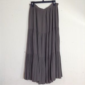 Double D Ranch tiered broomstick accordion taupe skirt classic boho western wear